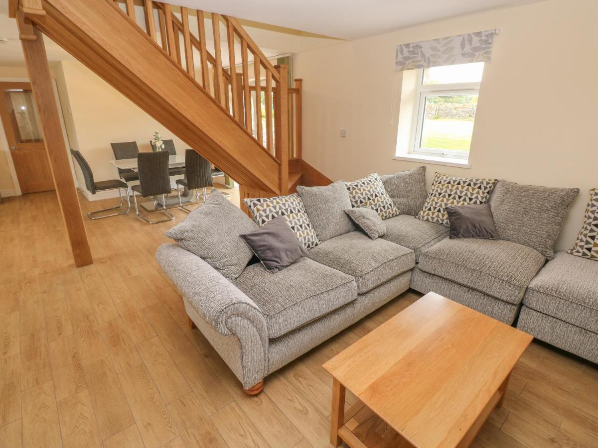 Woodpecker Barn Villa Pontyclun Luaran gambar